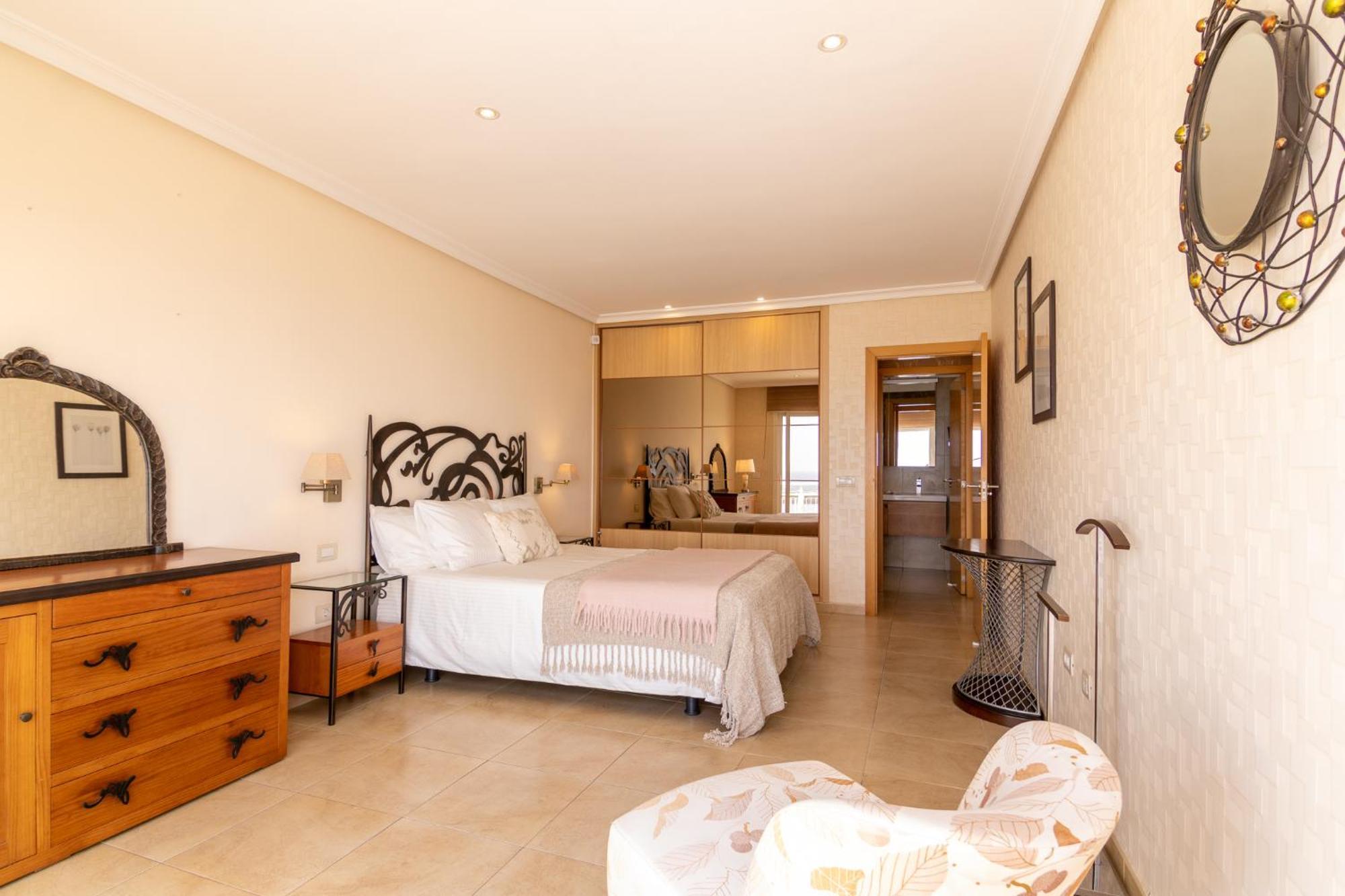 Appartement Penthouse Of Ocean Views Los Cristianos (Tenerife)
